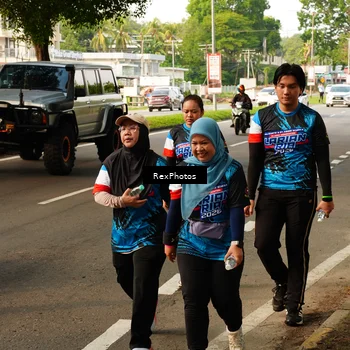 Runner Photo 7675900