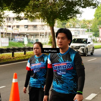 Runner Photo 7675916