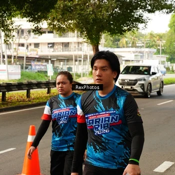 Runner Photo 7675925