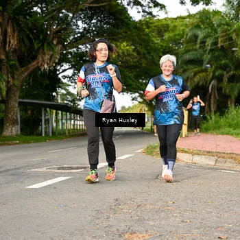 Runner Photo 7675931