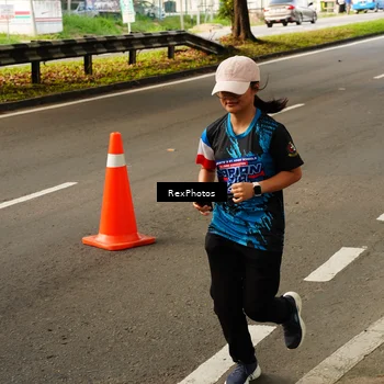 Runner Photo 7675939