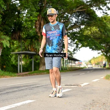 Runner Photo 7675944
