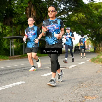 Runner Photo 7675945