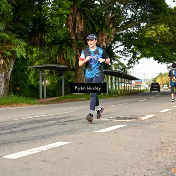 Runner Photo 7675951