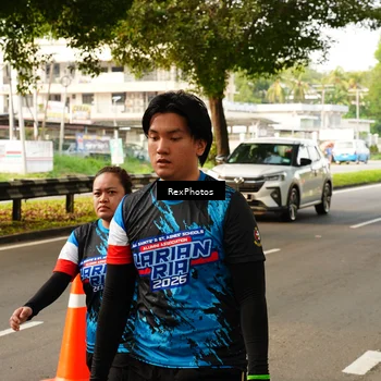 Runner Photo 7675952