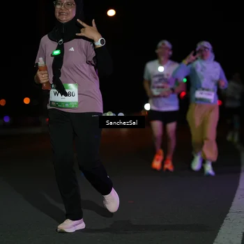 Runner Photo 7675962