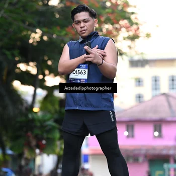 Runner Photo 7675965