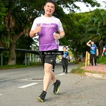 Runner Photo 7675970