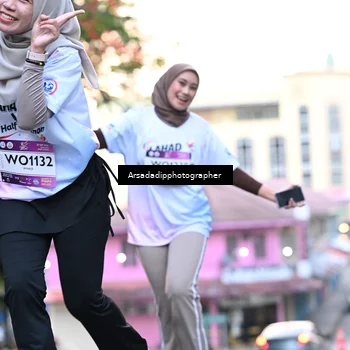 Runner Photo 7675985