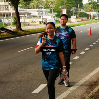 Runner Photo 7675991