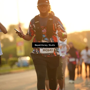 Runner Photo 7675994
