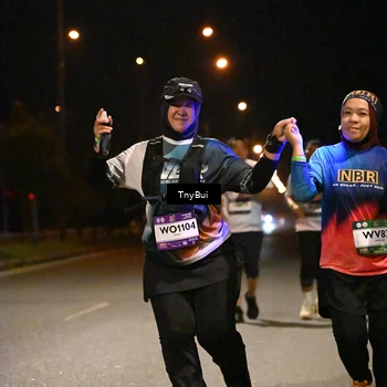 Runner Photo 7676006