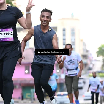 Runner Photo 7676027