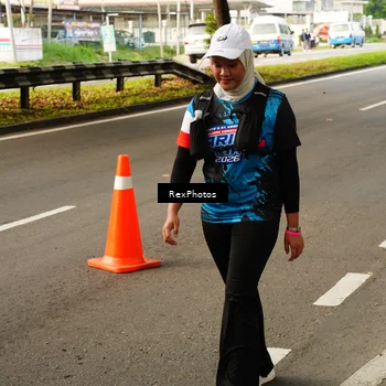 Runner Photo 7676031