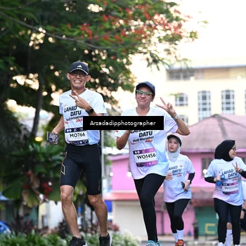 Runner Photo 7676042