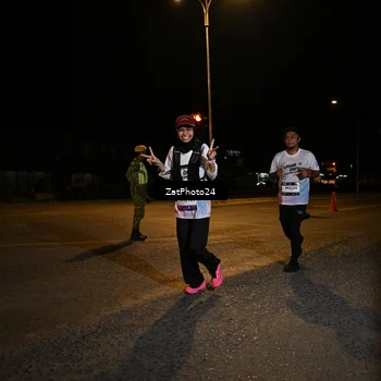 Runner Photo 7676047