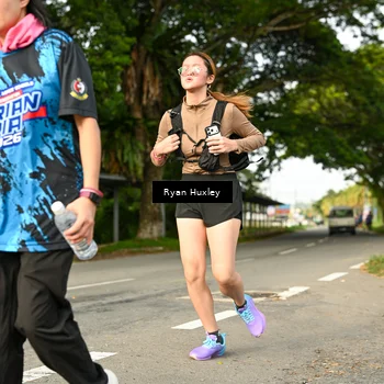 Runner Photo 7676048