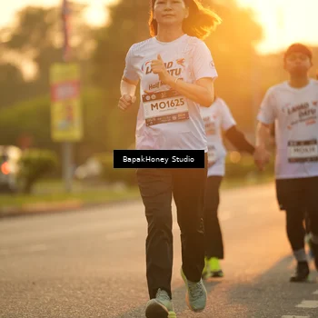 Runner Photo 7676052
