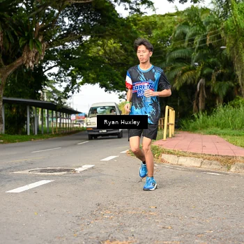 Runner Photo 7676062