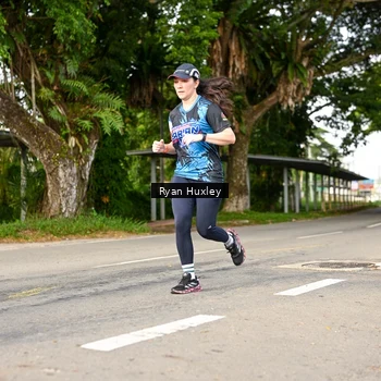 Runner Photo 7676067