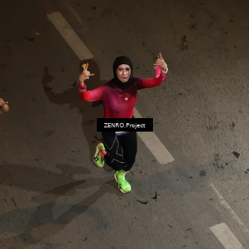 Runner Photo 7676083