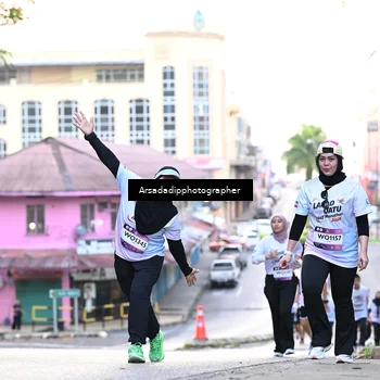 Runner Photo 7676084