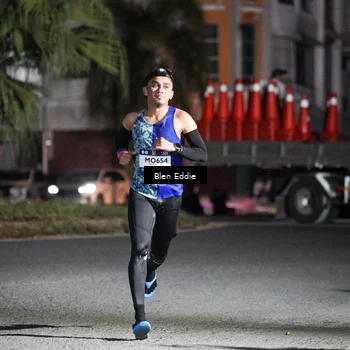 Runner Photo 7676089
