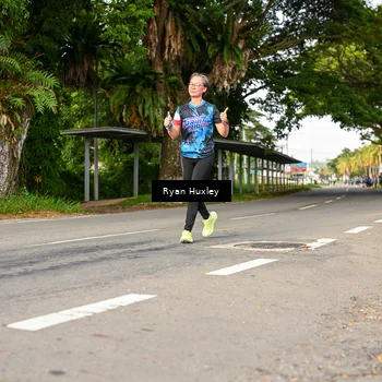 Runner Photo 7676102