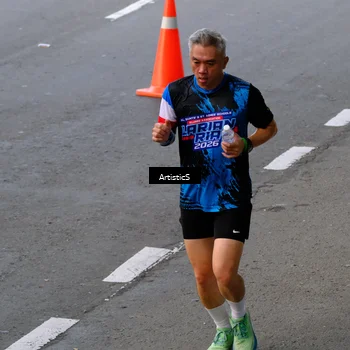 Runner Photo 7676120