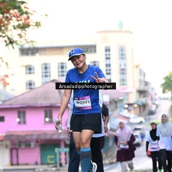 Runner Photo 7676133