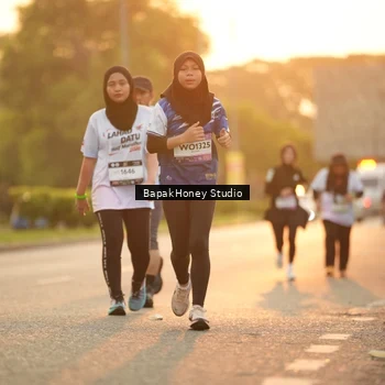 Runner Photo 7676139