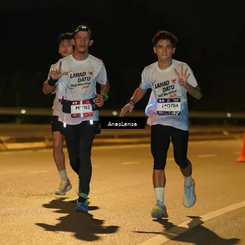 Runner Photo 7676144