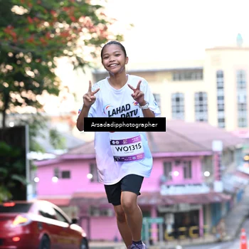 Runner Photo 7676158