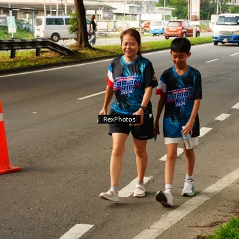 Runner Photo 7676164