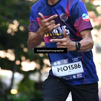 Runner Photo 7676170
