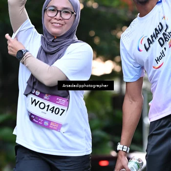 Runner Photo 7676179