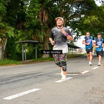 Runner Photo 7676185