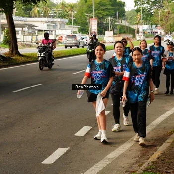 Runner Photo 7676191