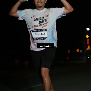 Runner Photo 7676196