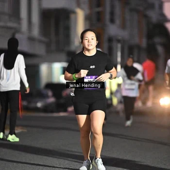 Runner Photo 7676199