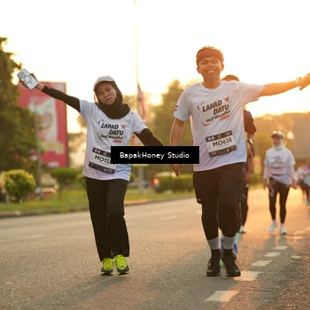 Runner Photo 7676203
