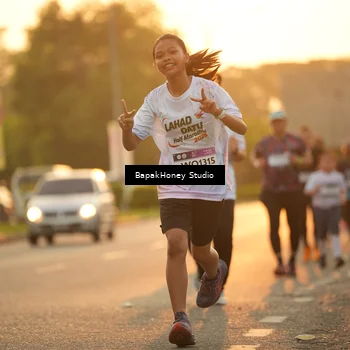 Runner Photo 7676226