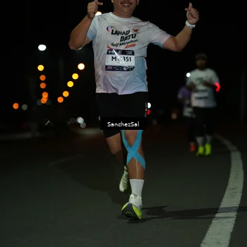 Runner Photo 7676227