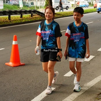 Runner Photo 7676228
