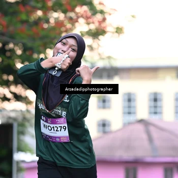 Runner Photo 7676242