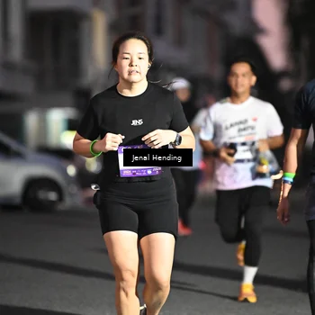 Runner Photo 7676244