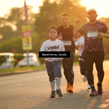 Runner Photo 7676245