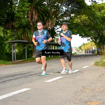 Runner Photo 7676263
