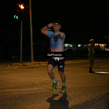 Runner Photo 7676265