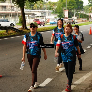 Runner Photo 7676266